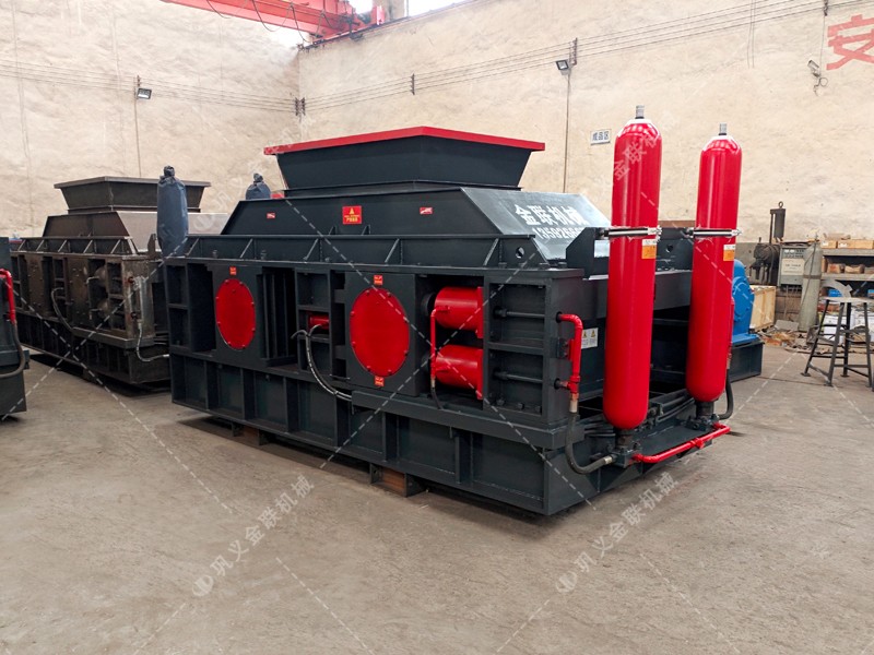 時產(chǎn)120噸液壓對輥制砂機——打造高能效的生產(chǎn)典范 時產(chǎn)120噸液壓對輥制砂機——打造高能效的生產(chǎn)典范